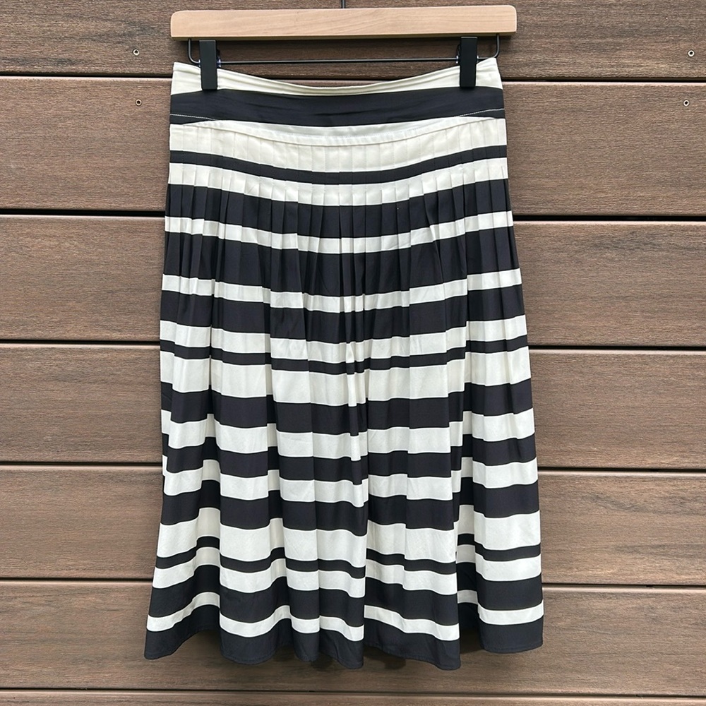 St. John Silk Skirt